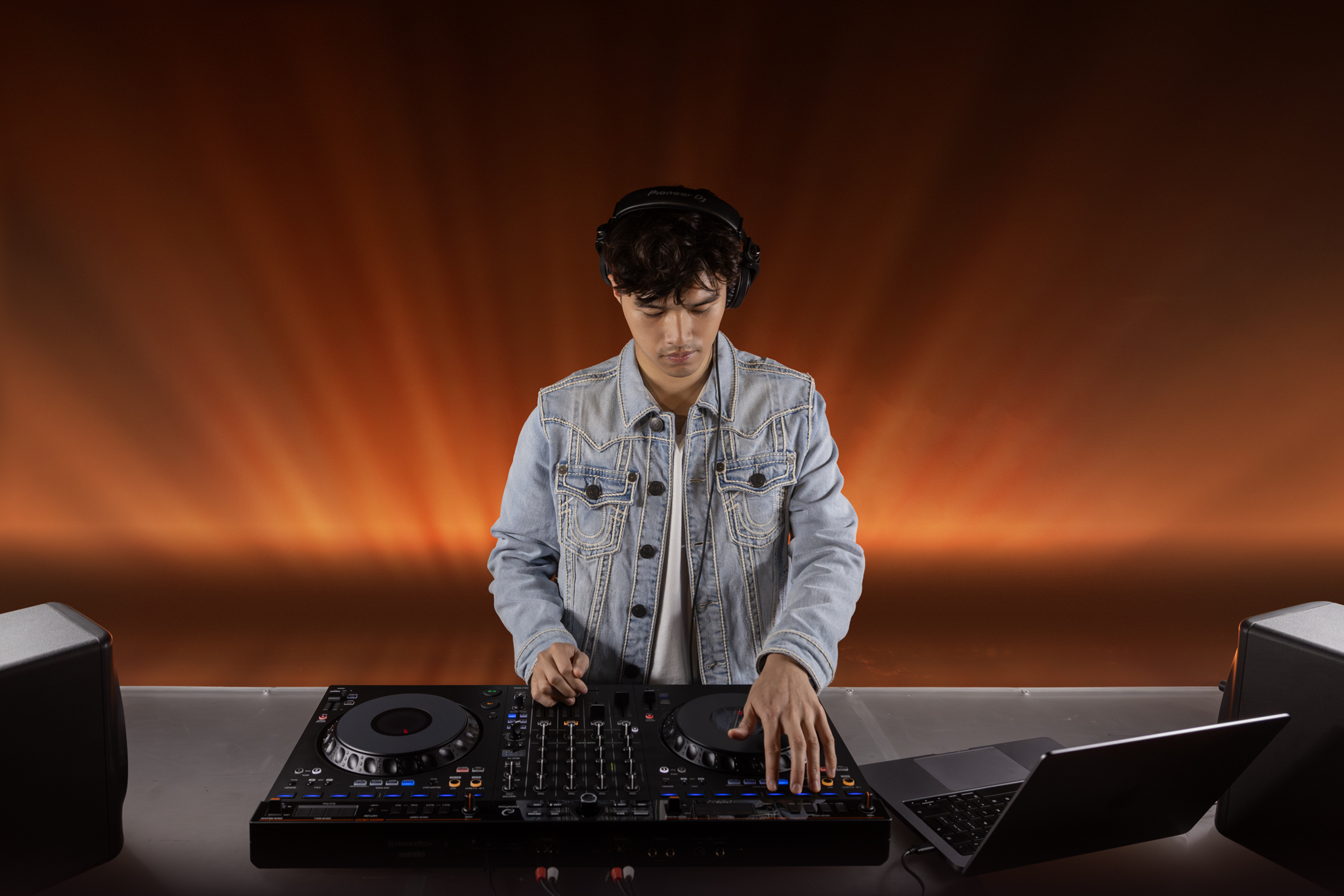 AlphaTheta DDJ-GRV6
